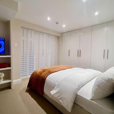 Apartament New Flat In Holland Park Londyn Zewnętrze zdjęcie